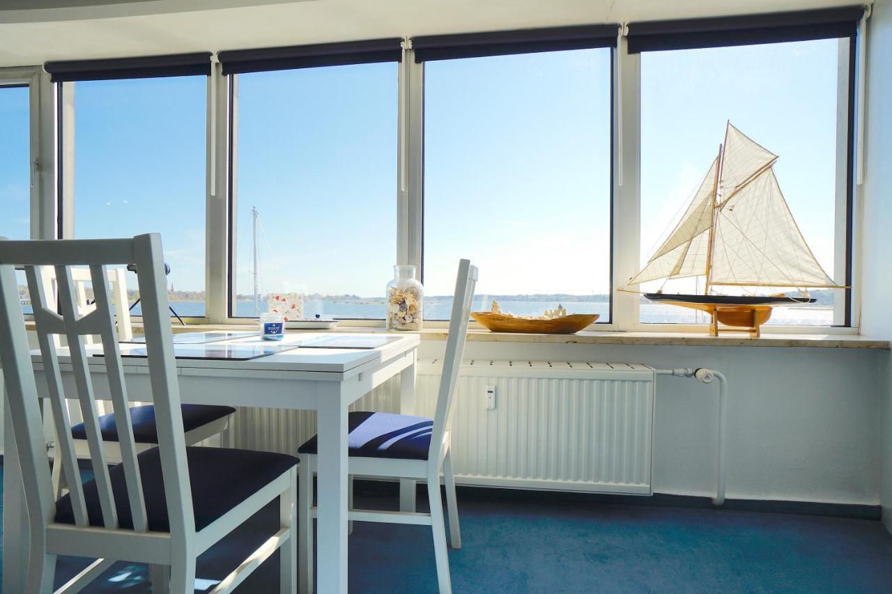 Ferienwohnung Schleiloge Mit Panoramablick Auf Die Schlei Schleswig Ngoại thất bức ảnh