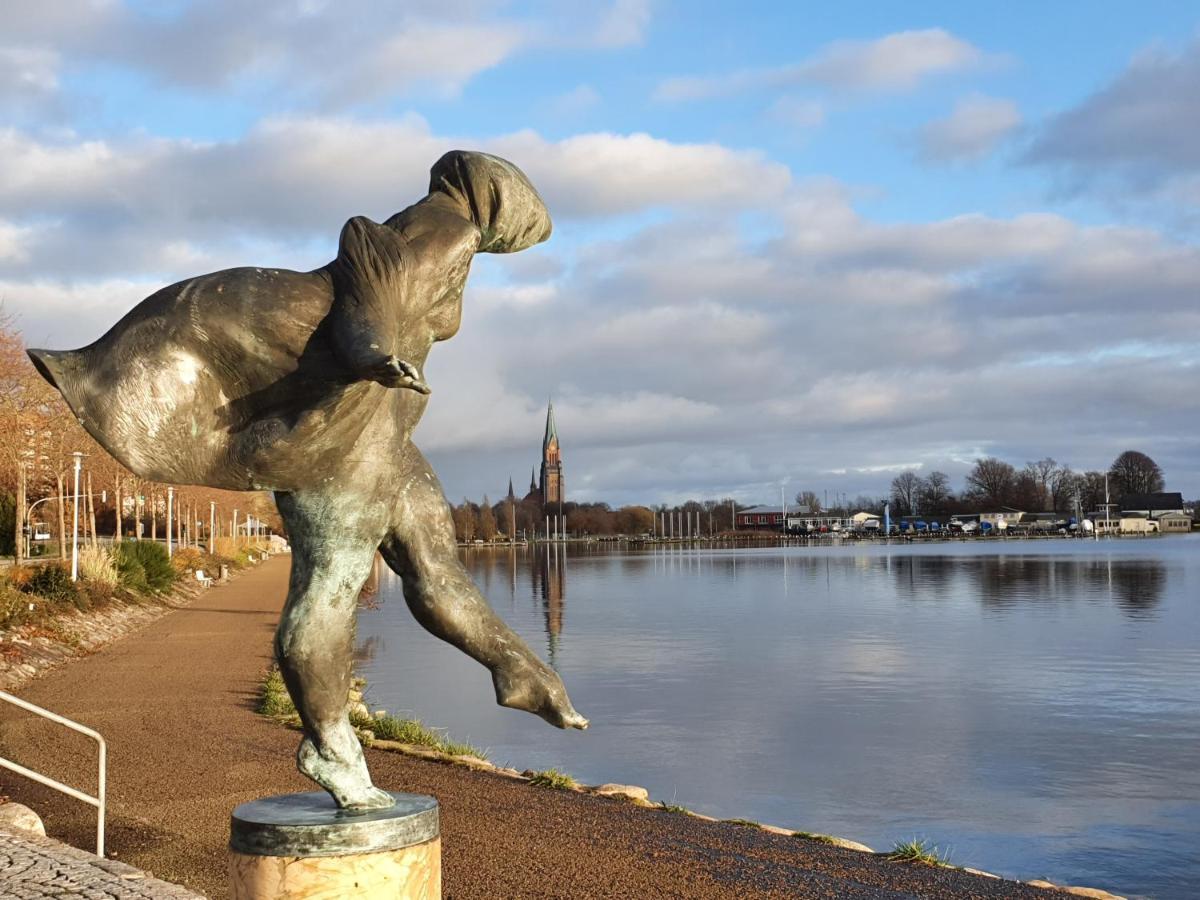 Ferienwohnung Schleiloge Mit Panoramablick Auf Die Schlei Schleswig Ngoại thất bức ảnh