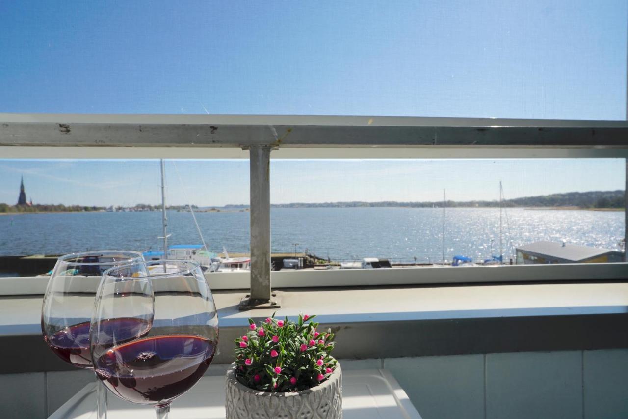 Ferienwohnung Schleiloge Mit Panoramablick Auf Die Schlei Schleswig Ngoại thất bức ảnh