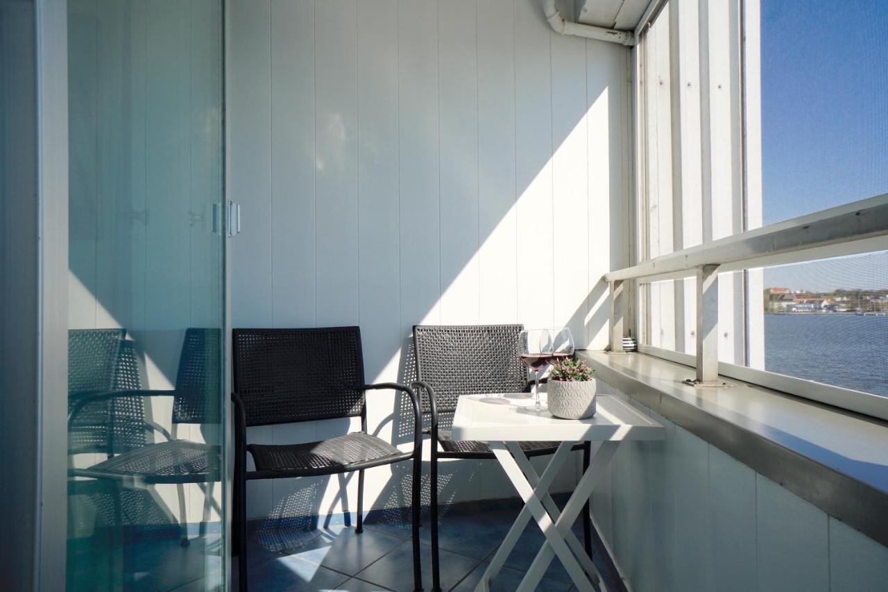Ferienwohnung Schleiloge Mit Panoramablick Auf Die Schlei Schleswig Ngoại thất bức ảnh